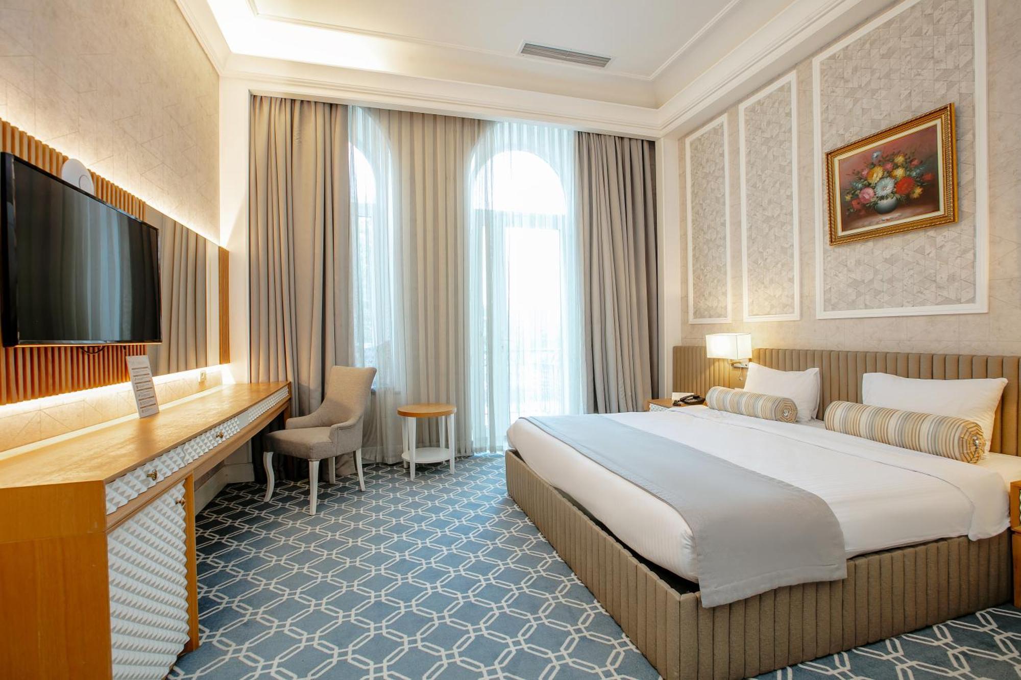 Promenade Hotel Baku Bagian luar foto