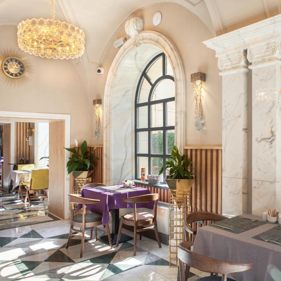 Promenade Hotel Baku Bagian luar foto Restaurant